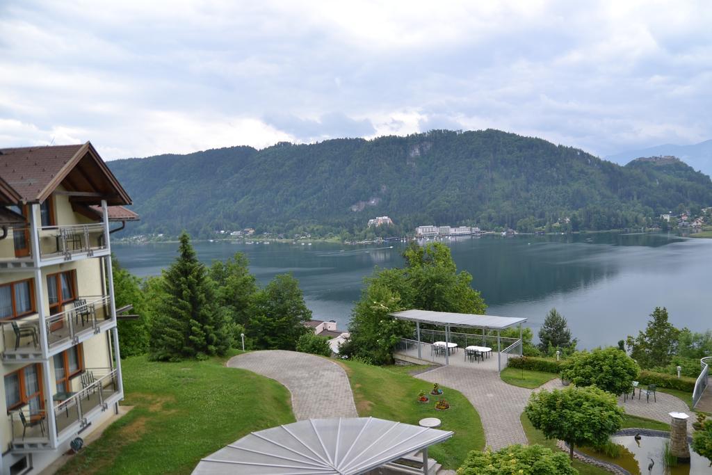Panoramablickhotel - Lakeview Apartments Аненхайм Екстериор снимка